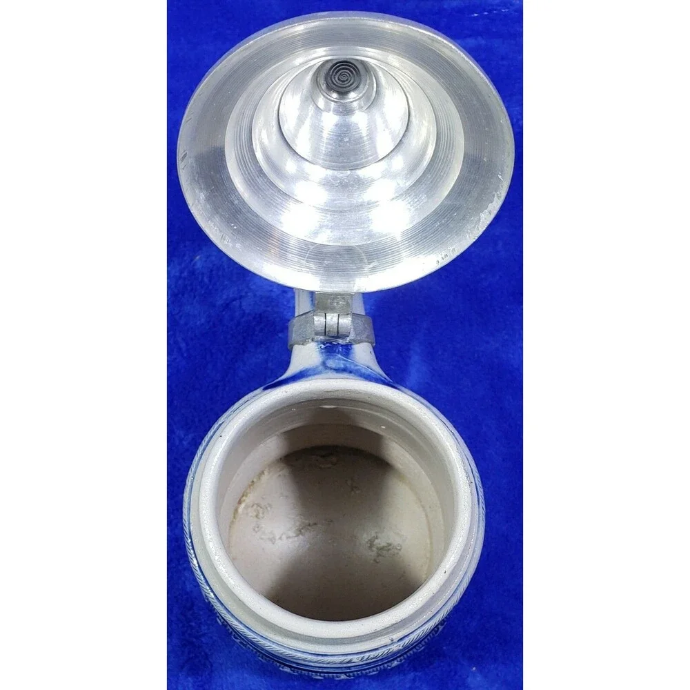 Collectors: Lidded 1/2L Beer Stein ~ Made in Germany